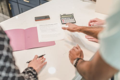 The Paper Trail: What Documents You’ll Sign in a Cash Sale in Georgia